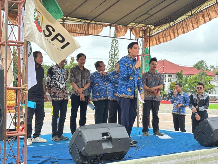 petani.jpg