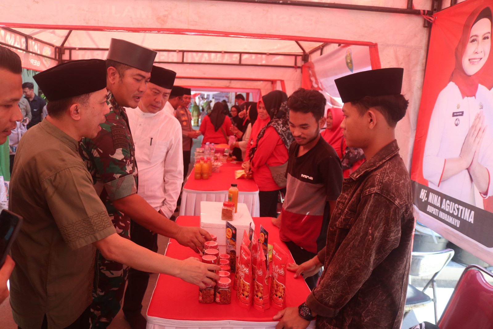 Sudah Dihalalin, UMKM Indramayu Harus Banyak Masuk Supermarket