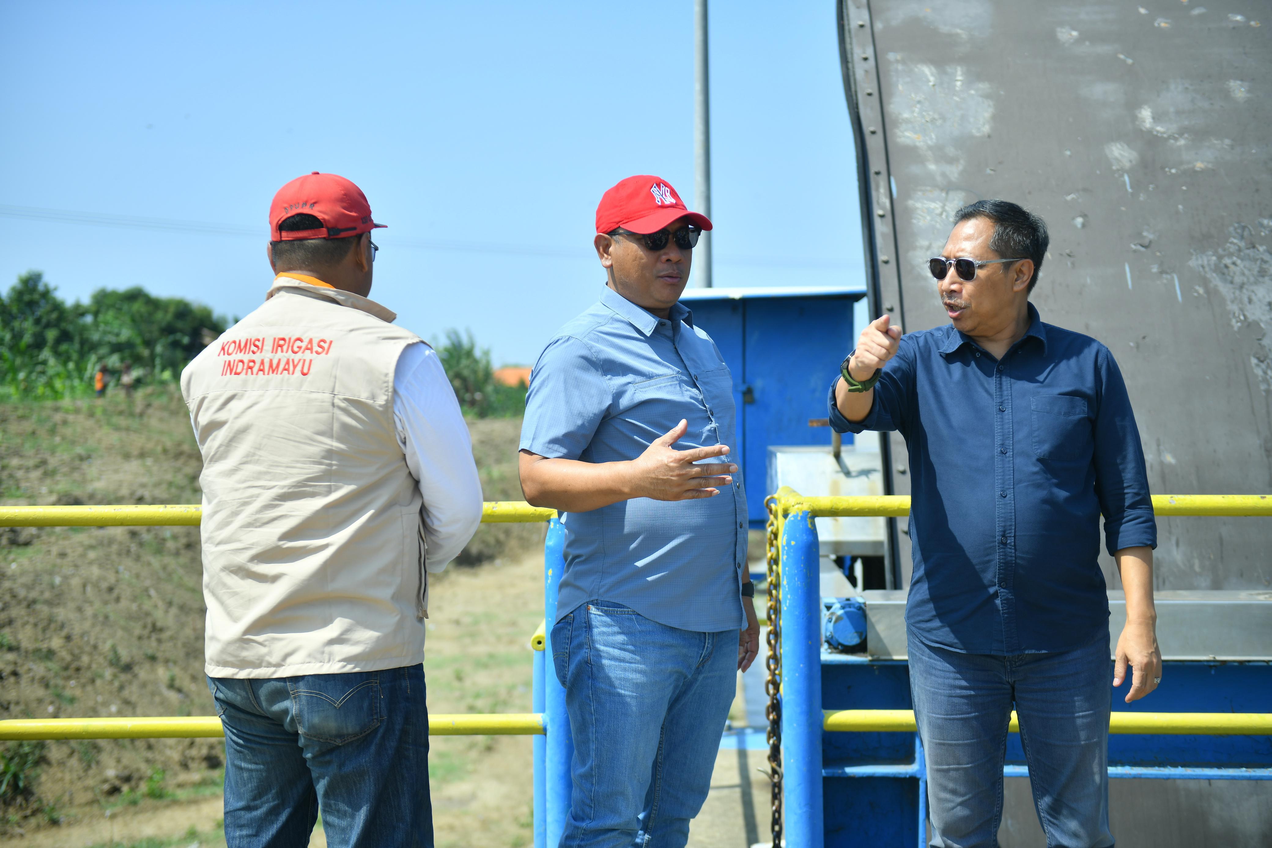 Debit Cimanuk Naik, Pjs. Bupati Indramayu Pastikan Kondisi Aman