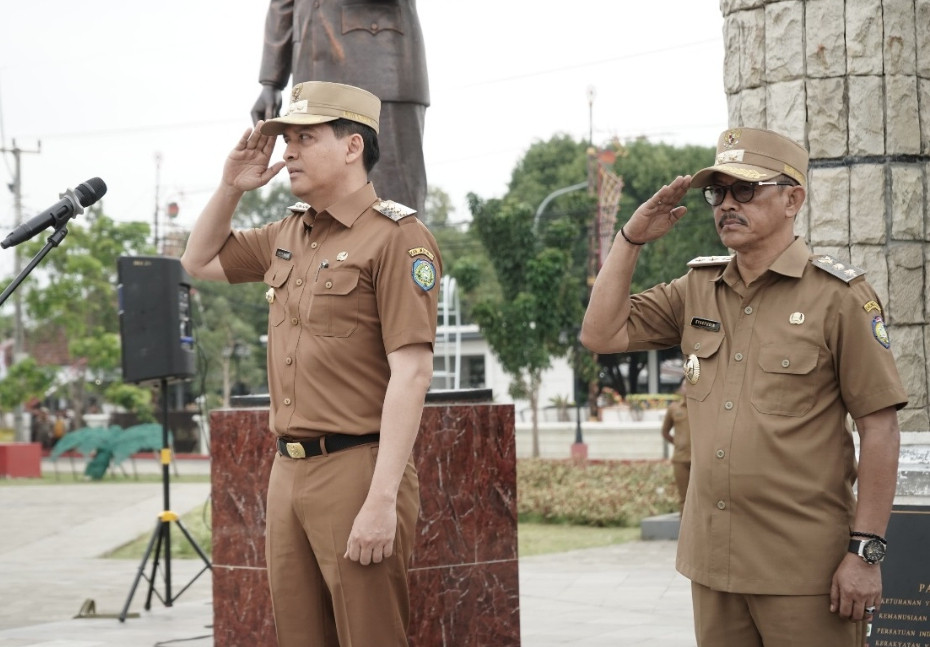 Indeks Reformasi Birokrasi Meningkat Pesat, Lucky Hakim - Syaefudin Komitmen Laksanakan Good Governance di Indramayu