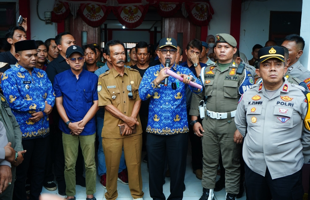 Langsung Hadir Di Tengah Warga, Wabup Syaefudin Mediasi Kuwu dan Warga Desa Sukaslamet