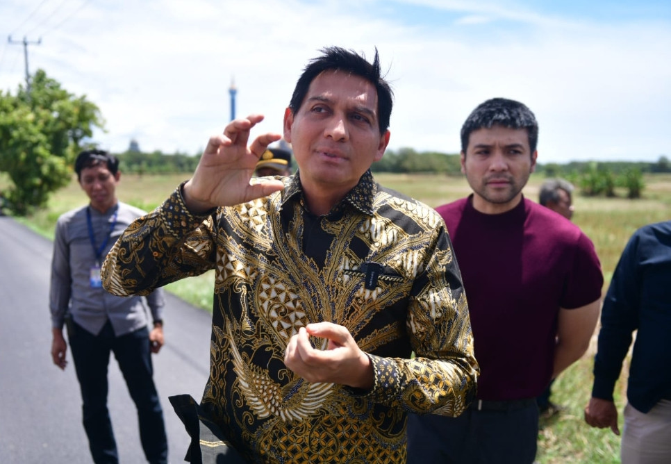 Bupati Indramayu Tinjau Perbaikan Jalan di Kroya dan Gantar, Warga Rasakan Harapan Baru